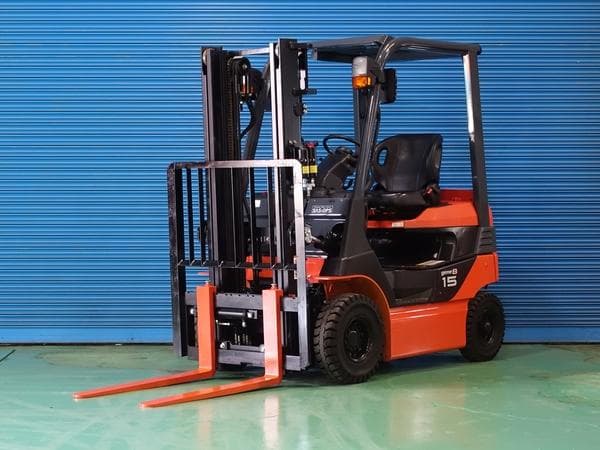 Battery Forklift — Auction (lot 1207-6524619)