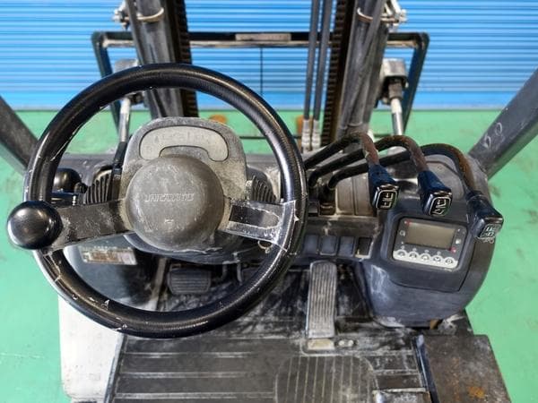 Forklift — Auction (lot 1207-6524797)