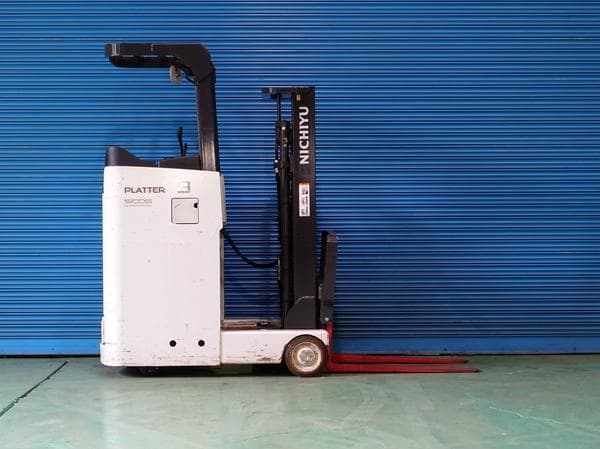 Reach Forklift — Auction (lot 1207-6524875)