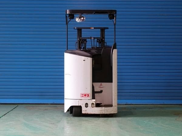 Reach Forklift — Auction (lot 1207-6524875)