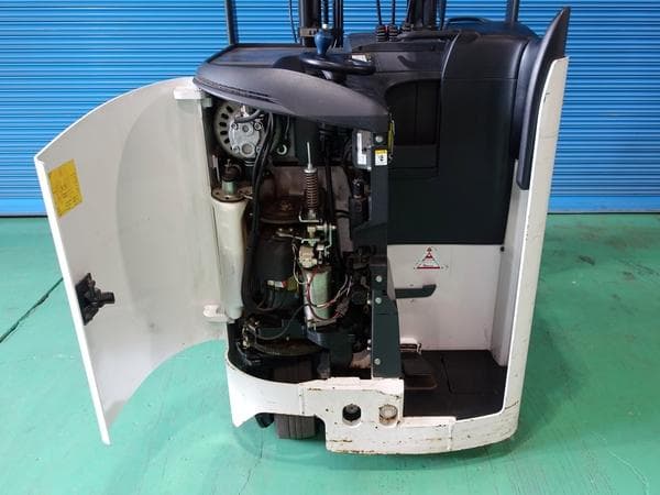 Reach Forklift — Auction (lot 1207-6524875)