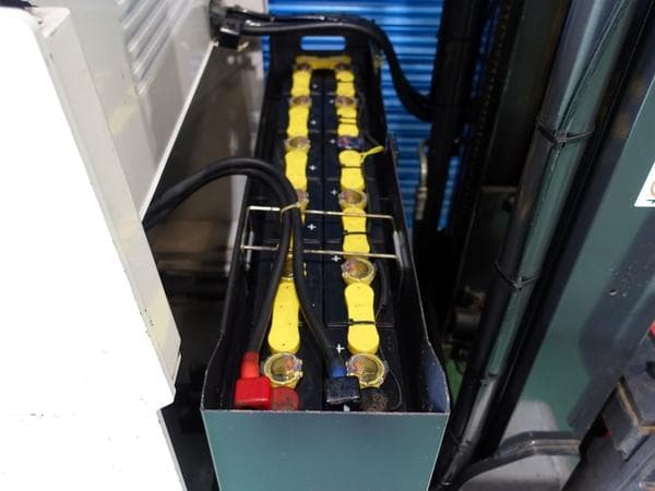 Reach Forklift — Auction (lot 1207-6524875)