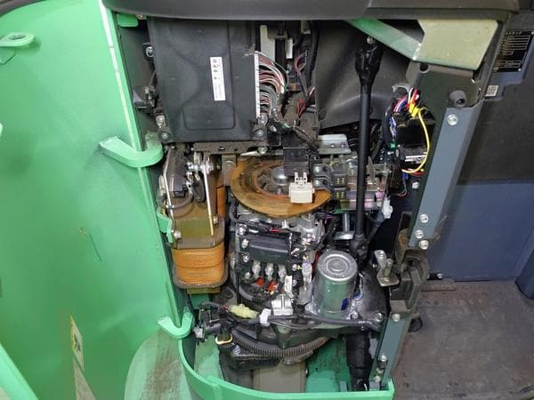 Reach Forklift — Auction (lot 1207-6525651)