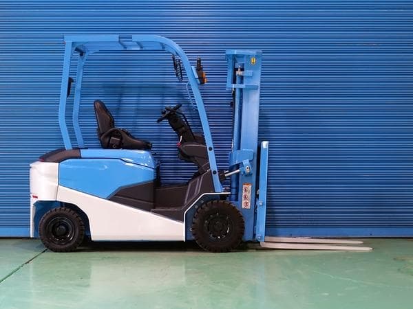 Battery Forklift — Auction (lot 1207-6526422)