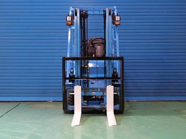 Battery Forklift — Auction (lot 1207-6526422)