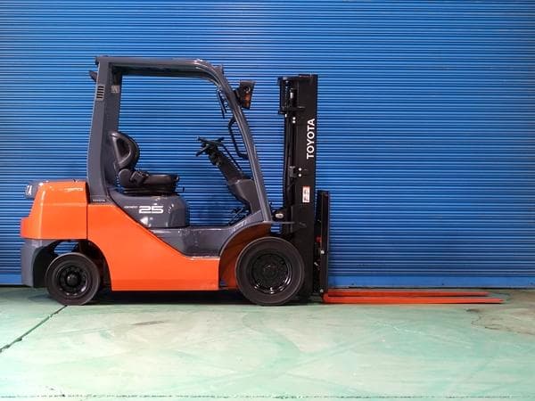 Forklift — Auction (lot 1207-6526423)