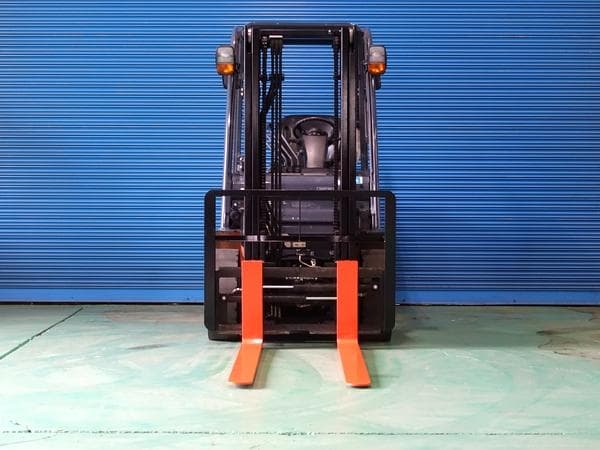 Forklift — Auction (lot 1207-6526423)