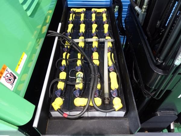 Reach Forklift — Auction (lot 1207-6529629)