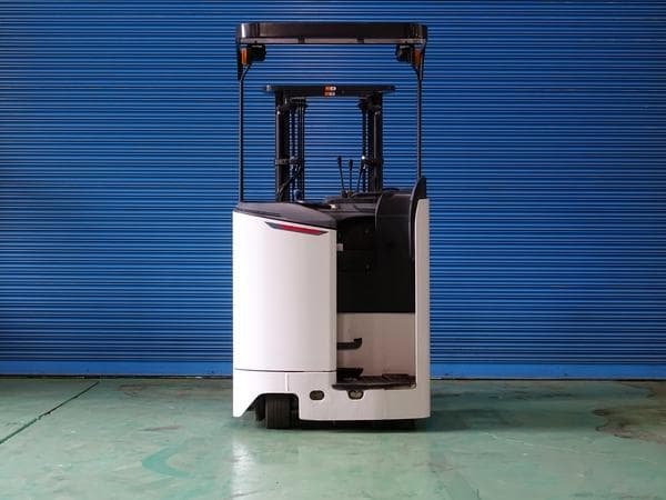 Reach Forklift — Auction (lot 1207-6529638)