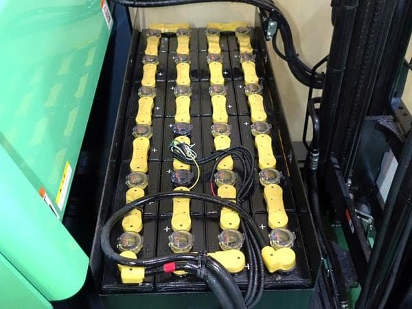 Reach Forklift — Auction (lot 1207-6529650)