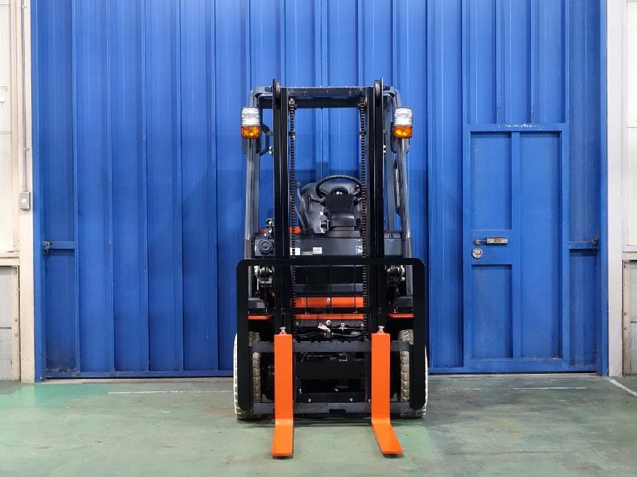 Battery Forklift — Auction (lot 1207-6530146)