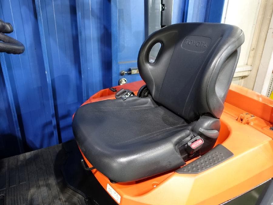 Battery Forklift — Auction (lot 1207-6530146)