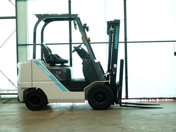 Forklift — Auction (lot 1207-6530213)