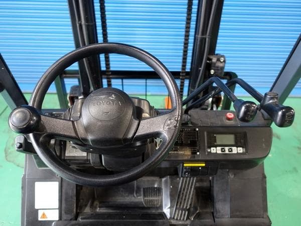 Battery Forklift — Auction (lot 1207-6532245)