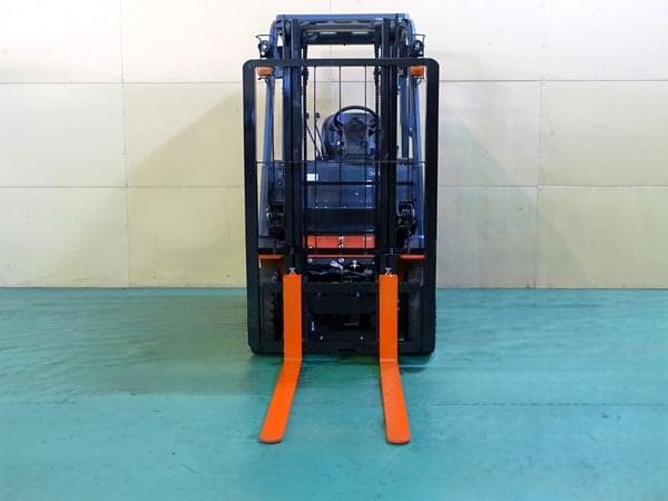 Battery Forklift — Auction (lot 1207-6534051)