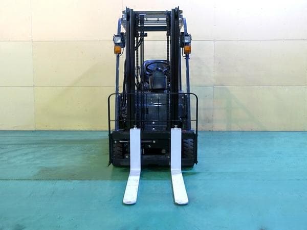 Battery Forklift — Auction (lot 1207-6534901)