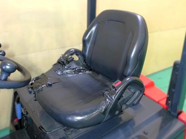 Battery Forklift — Auction (lot 1207-6536683)