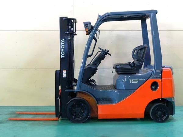 Forklift — Auction (lot 1207-6536819)