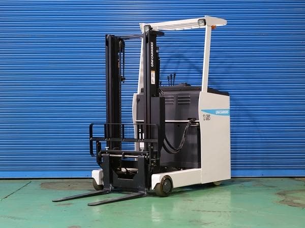 Reach Forklift — Auction (lot 1207-6537782)