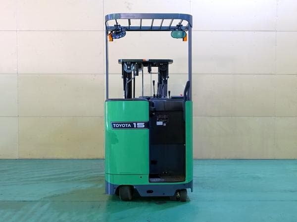 Reach Forklift — Auction (lot 1207-6541036)