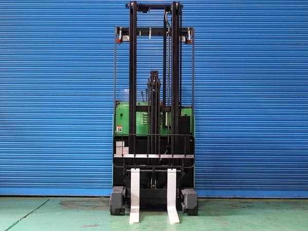 Reach Forklift — Auction (lot 1207-6541081)