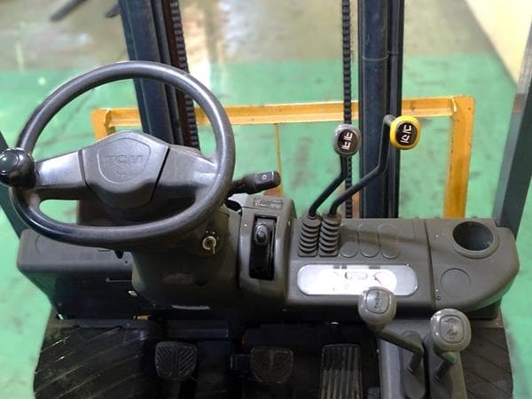 Forklift — Auction (lot 1207-6541106)