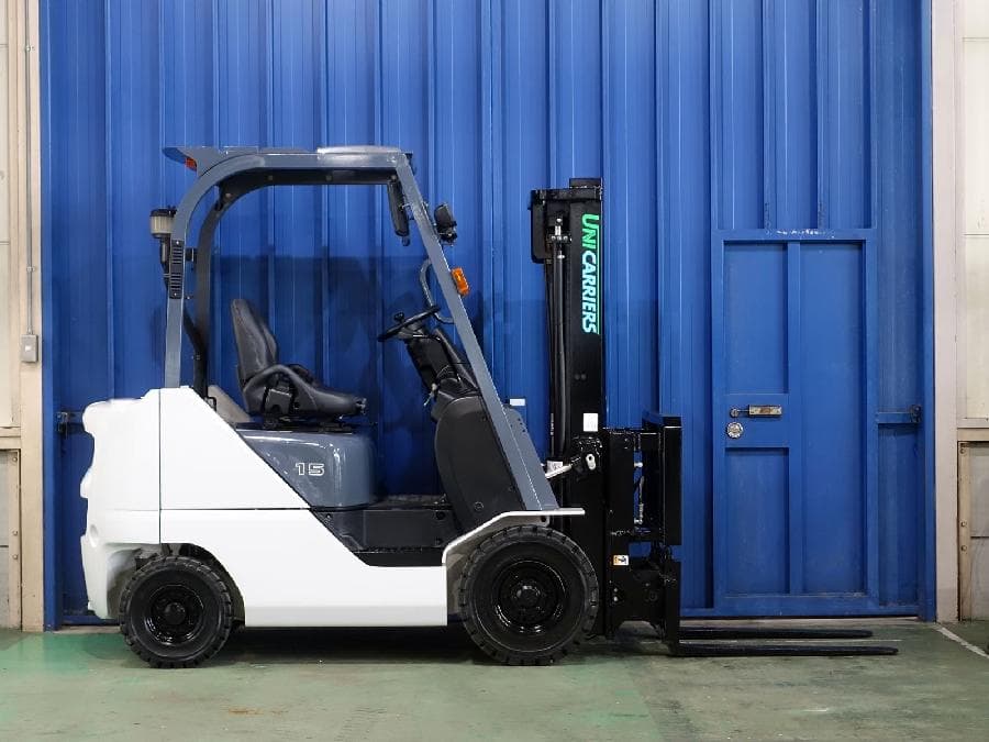 Forklift — Auction (lot 1207-6541817)