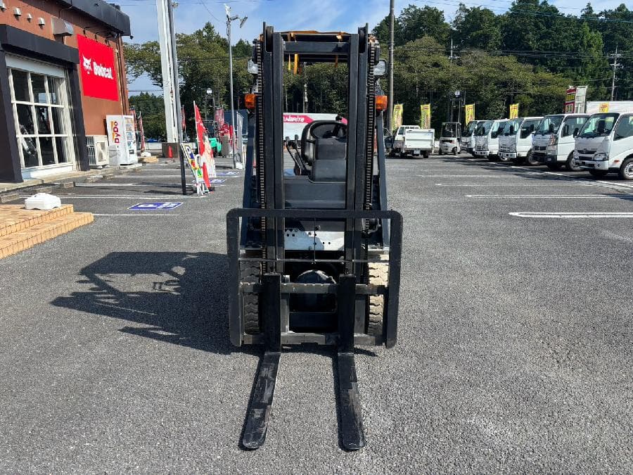 Forklift — Auction (lot 1207-6542429)