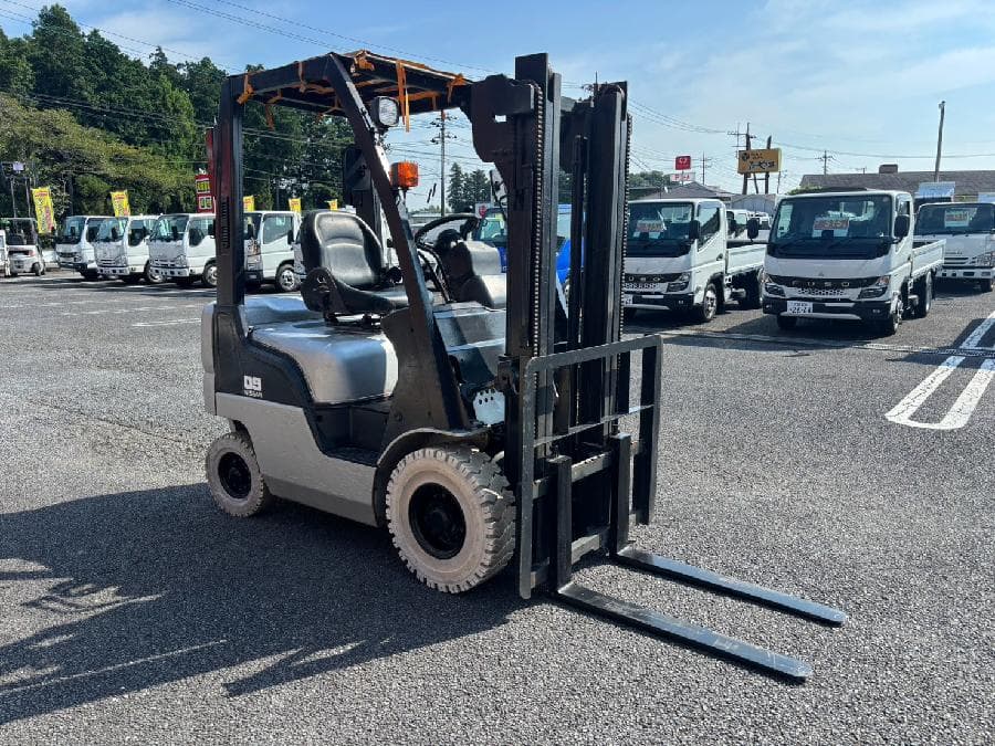 Forklift — Auction (lot 1207-6542429)