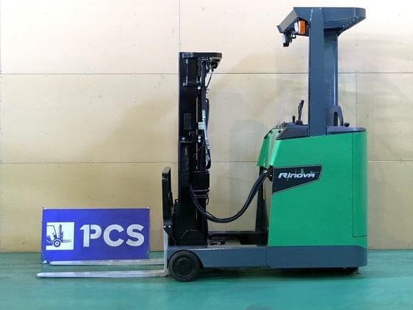 Reach Forklift — Auction (lot 1207-6545982)
