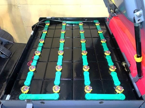 Battery Forklift — Auction (lot 1207-6545983)