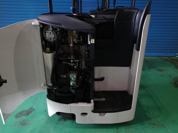 Reach Forklift — Auction (lot 1207-6546918)