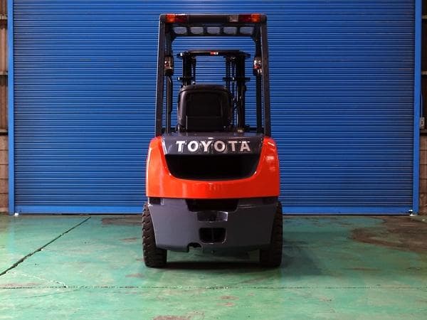 Forklift — Auction (lot 1207-6547025)