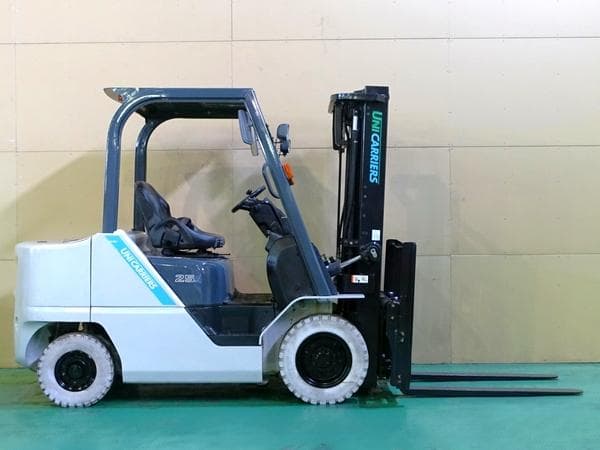 Forklift — Auction (lot 1207-6547768)