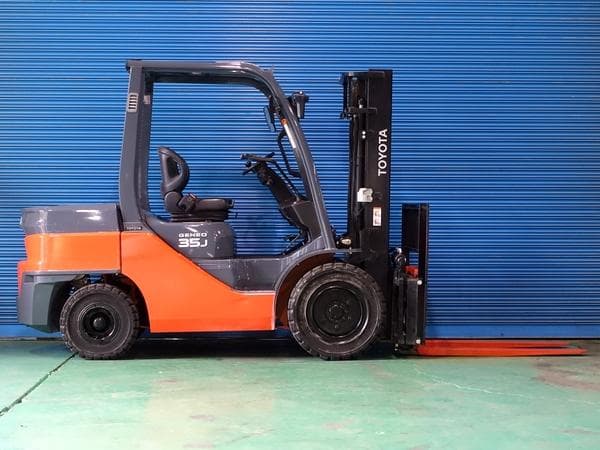 Forklift — Auction (lot 1207-6548584)