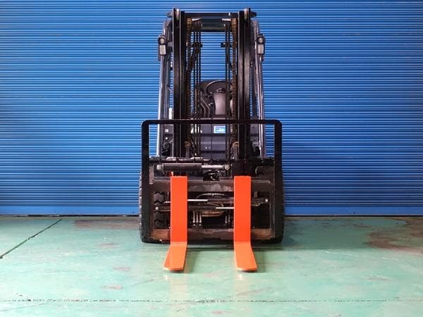 Forklift — Auction (lot 1207-6548584)