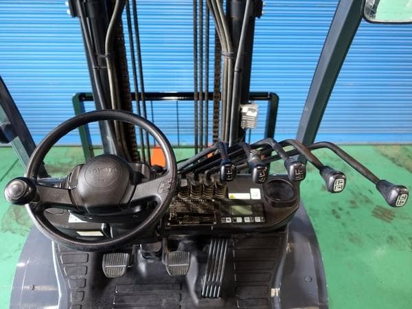 Forklift — Auction (lot 1207-6548584)