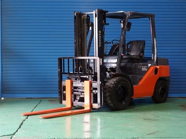 Forklift — Auction (lot 1207-6548584)
