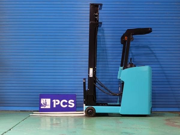 Reach Forklift — Auction (lot 1207-6548585)