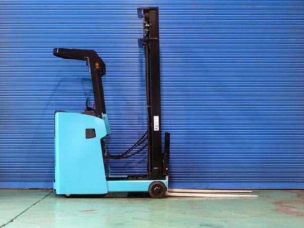 Reach Forklift — Auction (lot 1207-6548585)