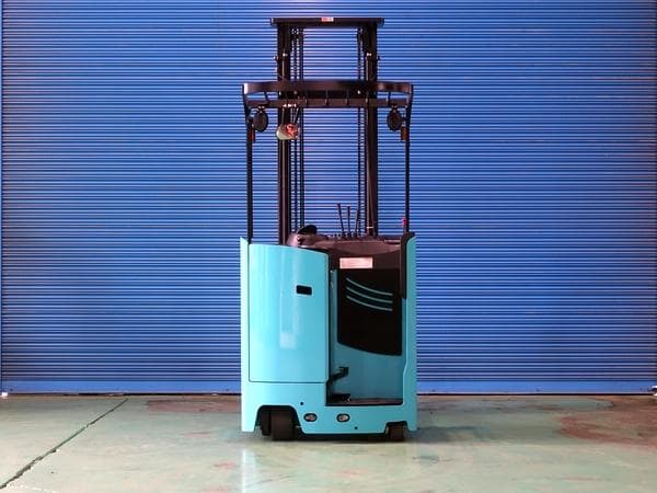 Reach Forklift — Auction (lot 1207-6548585)