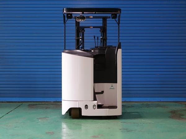 Reach Forklift — Auction (lot 1207-6548642)