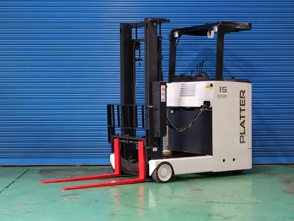 Reach Forklift — Auction (lot 1207-6548642)