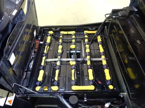 Battery Forklift — Auction (lot 1207-6553262)
