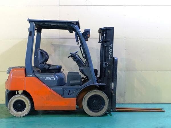 Forklift — Auction (lot 1207-6554176)