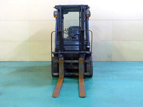 Forklift — Auction (lot 1207-6554176)
