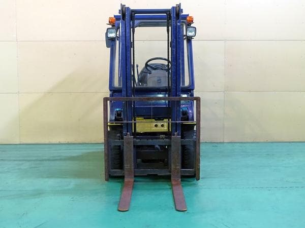 Forklift — Auction (lot 1207-6555216)