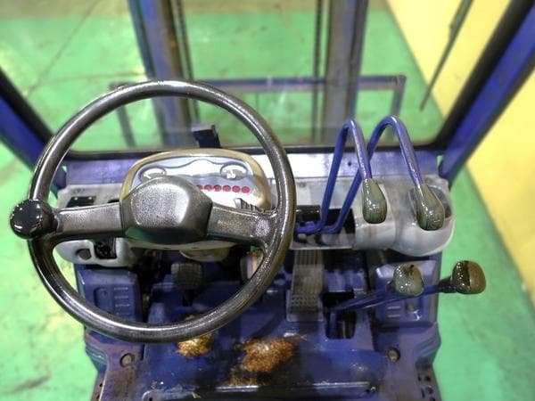 Forklift — Auction (lot 1207-6555216)