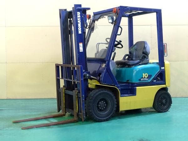 Forklift — Auction (lot 1207-6555216)