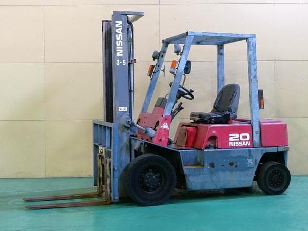 Forklift — Auction (lot 1207-6555911)